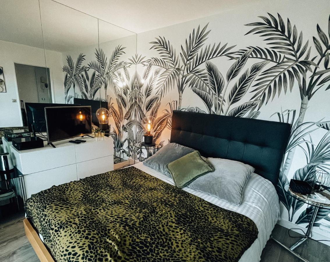 Beautiful Modern Fully Furnished Studio 勒瓦卢瓦-佩雷 外观 照片