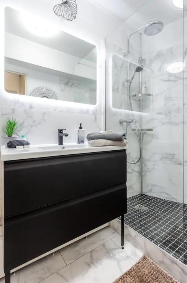 Beautiful Modern Fully Furnished Studio 勒瓦卢瓦-佩雷 外观 照片