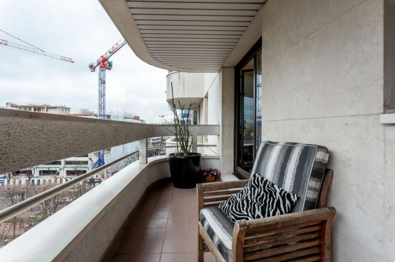Beautiful Modern Fully Furnished Studio 勒瓦卢瓦-佩雷 外观 照片